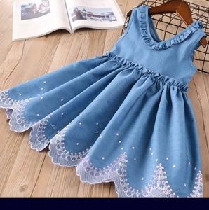 Meet your Posher, Eunice